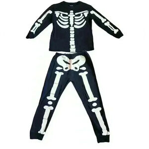 Boys Sz 8 Glow in the dark PJ'S